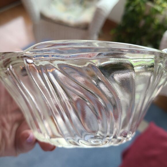Vintage 1960s Kromex Holiday Giftware Crystal Dual Shell Dishes & Bowl Glass Set - Picture 9 of 10